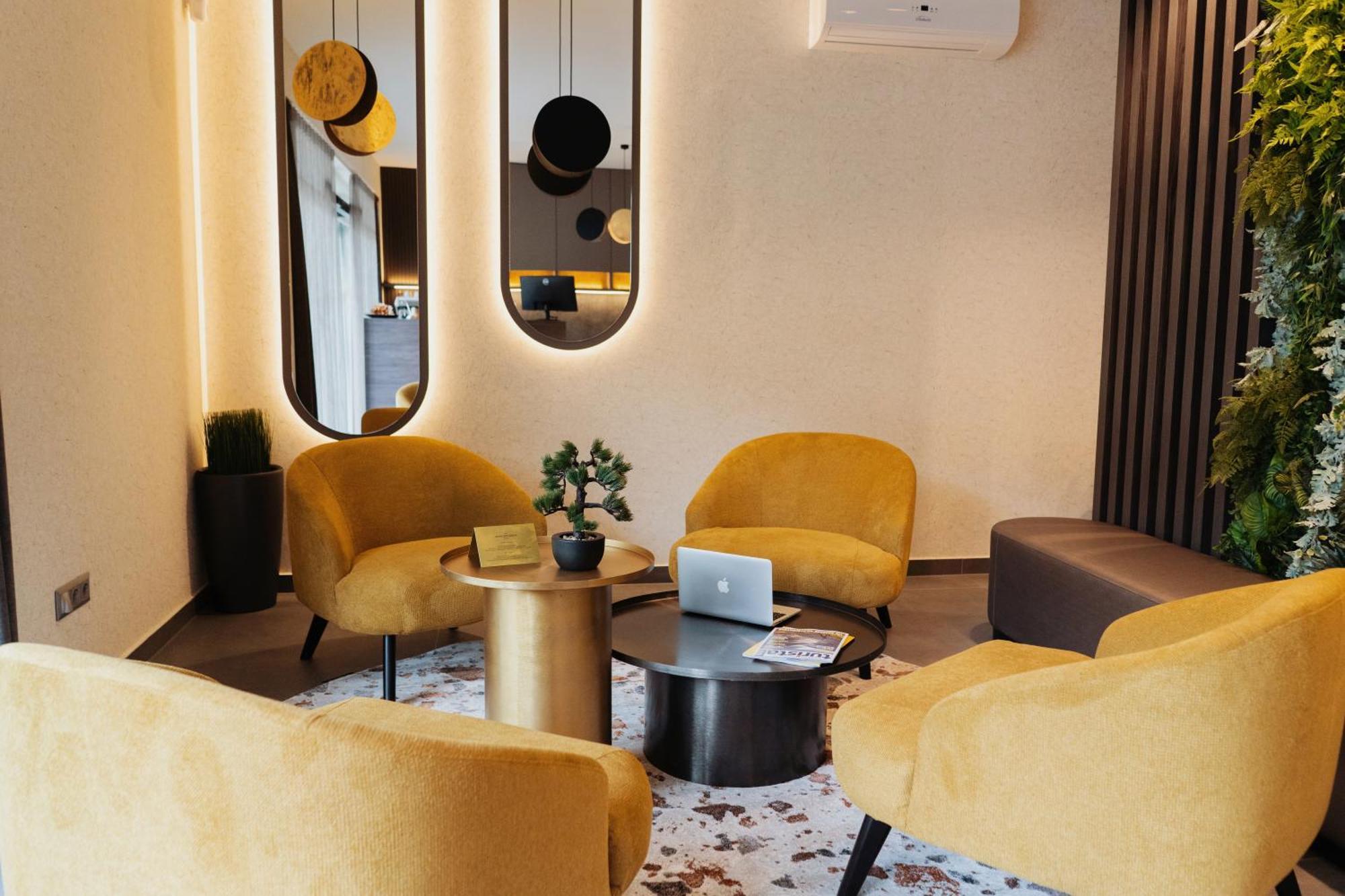 Riva Boutique Hotel Szeged Exterior photo