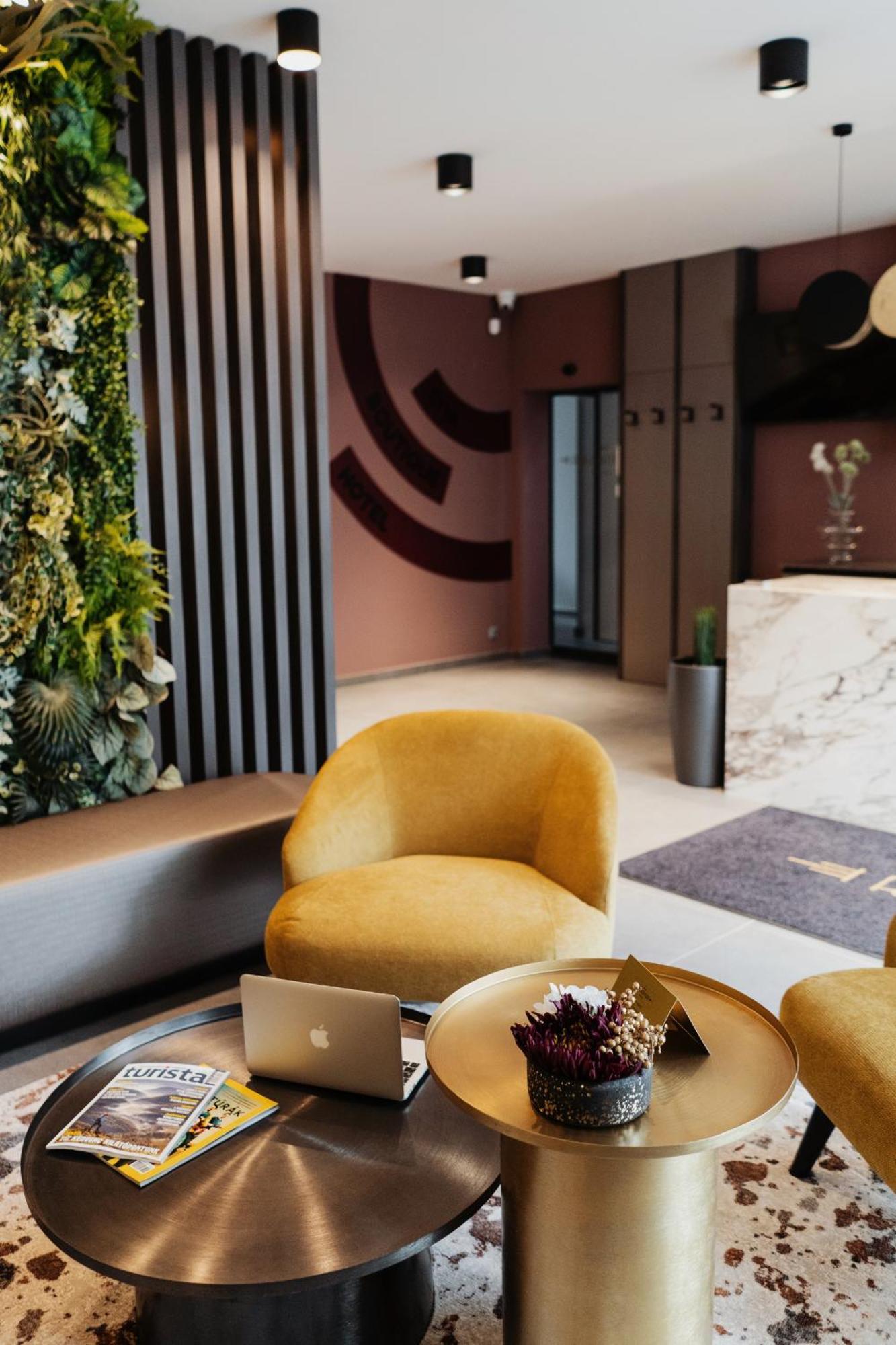 Riva Boutique Hotel Szeged Exterior photo